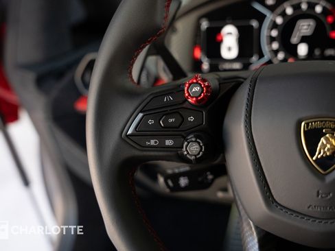 Used 2024 Lamborghini Revuelto AWD/4WD image 23