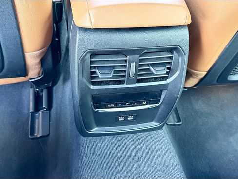 Used 2024 BMW i4 eDrive40 w/ Premium Package image 19