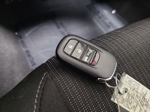 Certified 2023 Honda Civic LX image 30