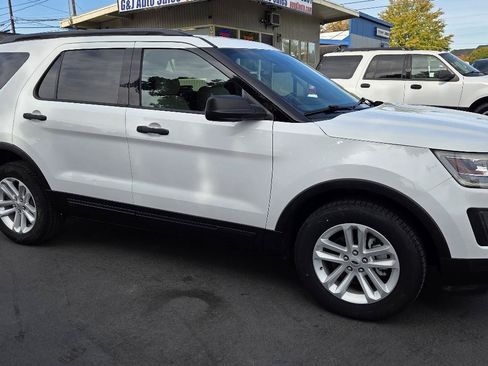 Used 2017 Ford Explorer 4WD image 6