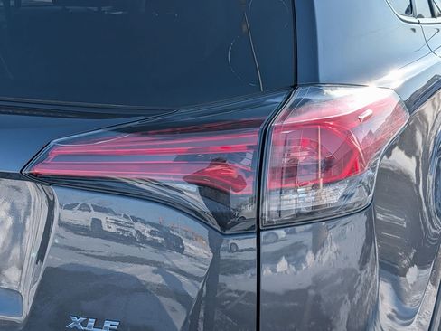 Used 2018 Toyota RAV4 XLE image 17