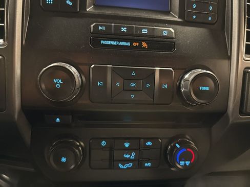 Used 2018 Ford F150 XLT image 39