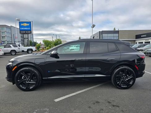 Used 2025 Chevrolet Equinox EV RS FWD image 2