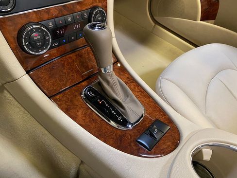Used 2007 Mercedes-Benz CLK 350 Cabriolet image 18