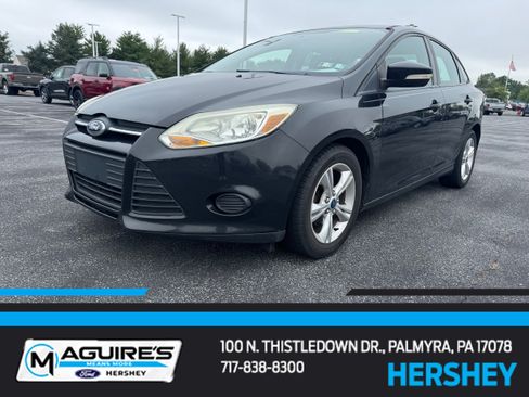 Used 2013 Ford Focus SE FWD image 1