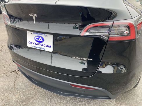 Used 2023 Tesla Model Y Long Range image 13