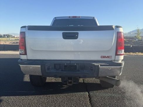 Used 2012 GMC Sierra 2500 SLE w/ SLE Preferred Package image 8