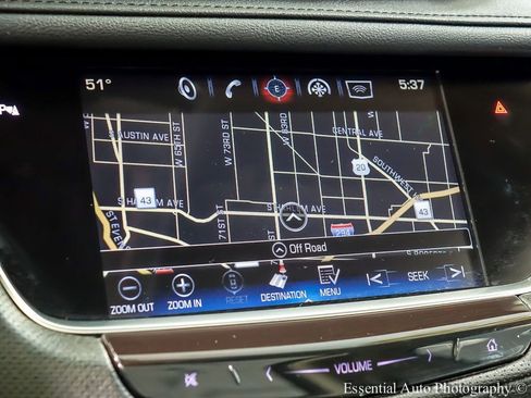 Used 2019 Cadillac XT5 Luxury FWD image 16