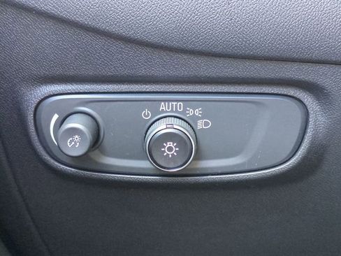 Used 2024 Chevrolet Equinox LT w/ LPO, Floor Liner Package FWD image 21