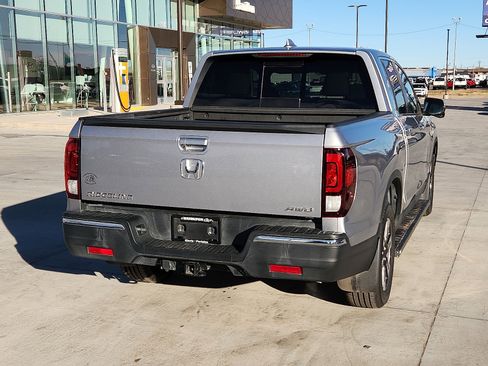 Used 2019 Honda Ridgeline RTL-T image 4