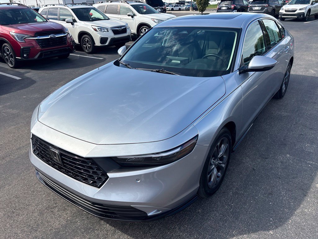 Used 2026 Honda Accord EX-L image 6