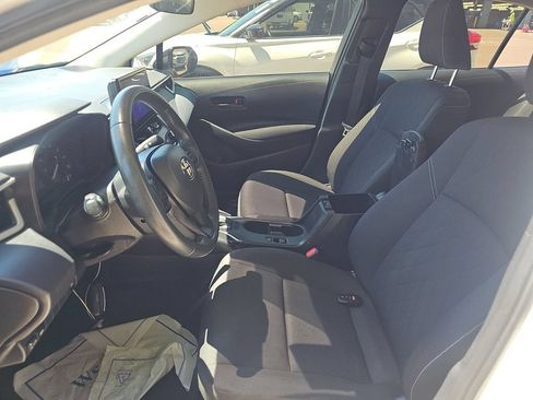 Used 2024 Toyota Corolla LE w/ LE Premium Package FWD image 3