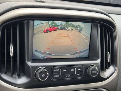 Used 2017 Chevrolet Colorado Z71 AWD/4WD image 24