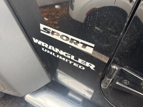 Used 2015 Jeep Wrangler Unlimited Sport w/ Quick Order Package 24S image 8
