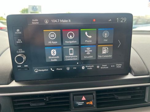 Used 2024 Honda Pilot Touring image 31