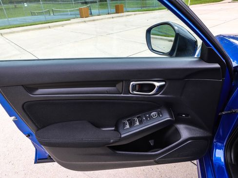 Used 2022 Honda Civic Sport image 32