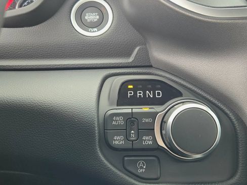 New 2026 RAM 1500 Big Horn w/ Night Edition AWD/4WD image 31