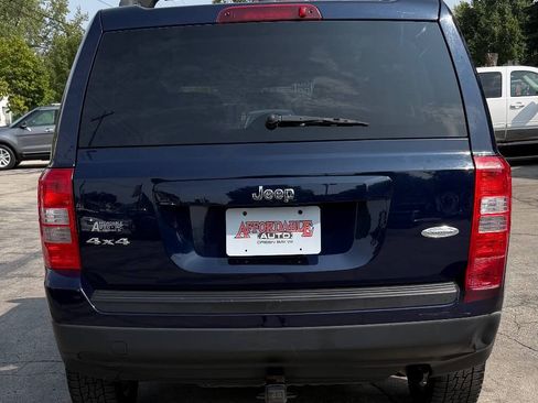 Used 2015 Jeep Patriot Latitude w/ Sun/Sound Group AWD/4WD image 11