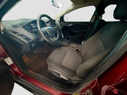 Used 2016 Ford Focus SE image 19