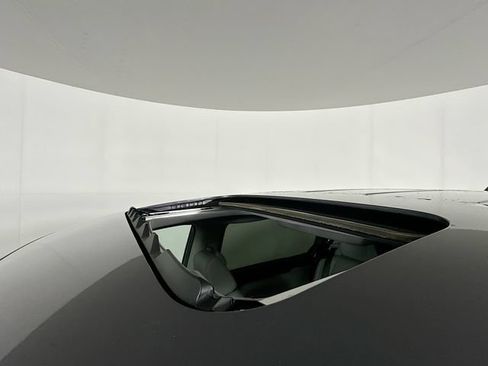 Certified 2023 Honda Odyssey Touring image 12