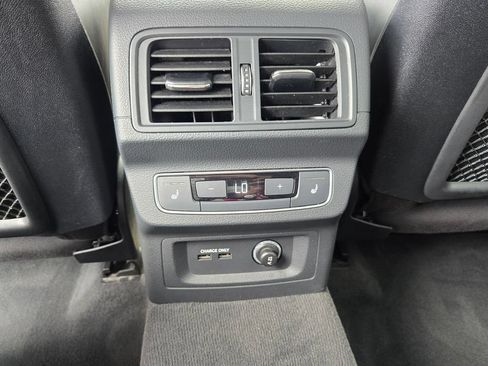 Used 2023 Audi SQ5 Prestige w/ Prestige Package AWD/4WD image 15