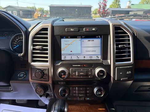 Used 2016 Ford F150 Limited w/ Trailer Tow Package AWD/4WD image 11
