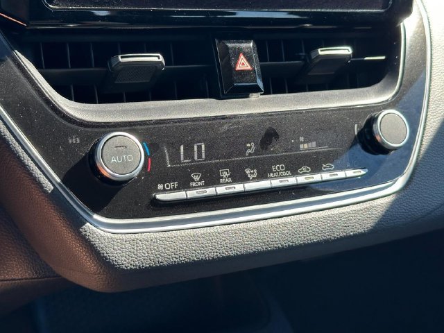 Used 2024 Toyota Corolla LE FWD image 21