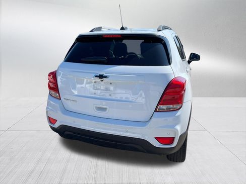 Used 2021 Chevrolet Trax LT w/ Driver Confidence Package AWD/4WD image 5