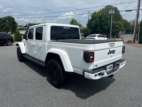Used 2023 Jeep Gladiator Overland AWD/4WD image 5