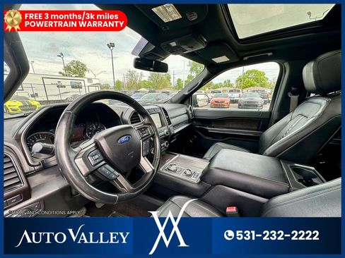 Used 2019 Ford Expedition Limited w/ Equipment Group 302A AWD/4WD image 15