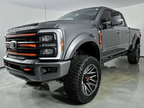 Used 2024 Ford F250 Lariat w/ Lariat Ultimate Package AWD/4WD image 5