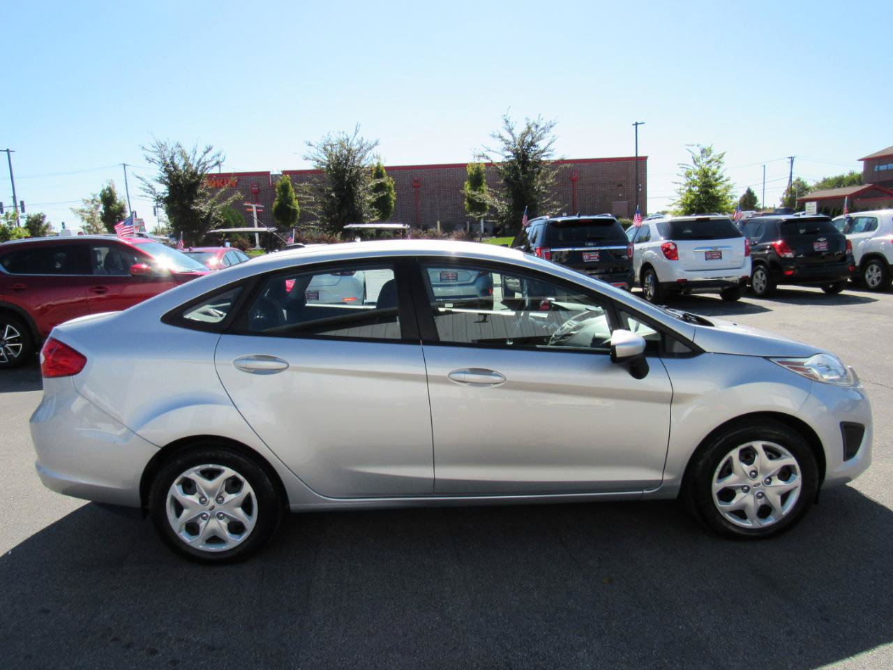 Used 2012 Ford Fiesta SE FWD image 7