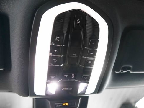New 2026 Porsche Macan Turbo AWD/4WD image 28