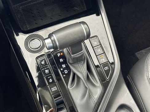 Used 2023 Kia Niro FWD image 16