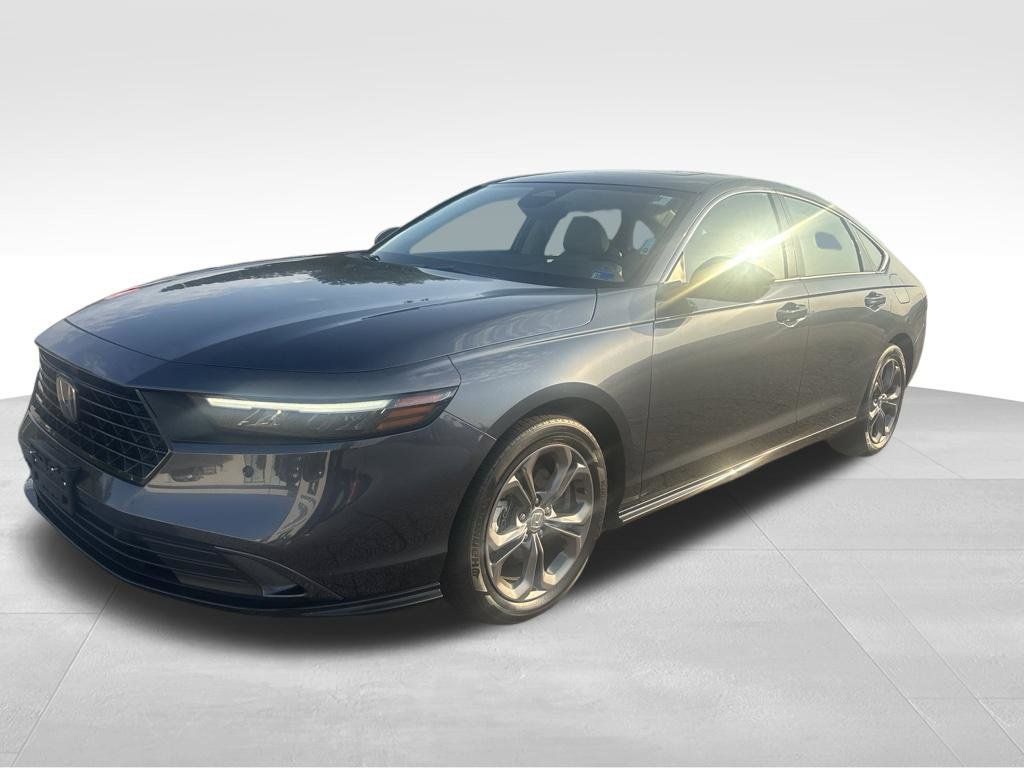 Used 2023 Honda Accord EX-L image 32