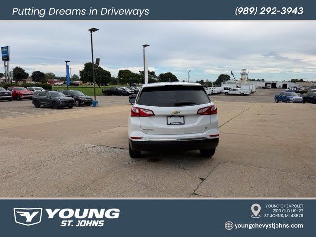 Used 2020 Chevrolet Equinox LT w/ Driver Convenience Package FWD image 4