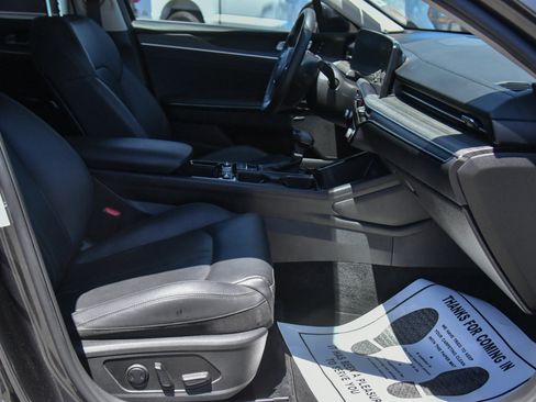Used 2025 Kia K5 EX FWD image 58