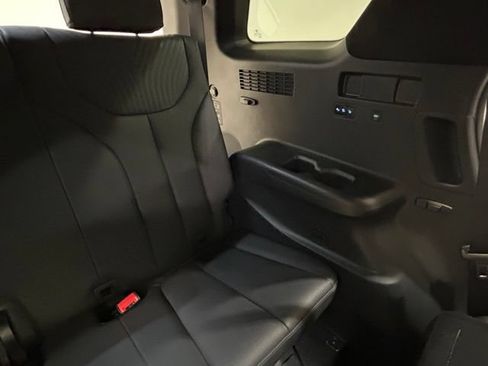 Used 2024 Hyundai Palisade Calligraphy FWD image 26