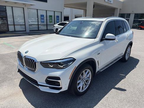 Used 2023 BMW X5 xDrive45e AWD/4WD image 2