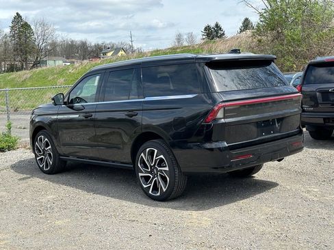 New 2026 Lincoln Navigator Reserve AWD/4WD image 33