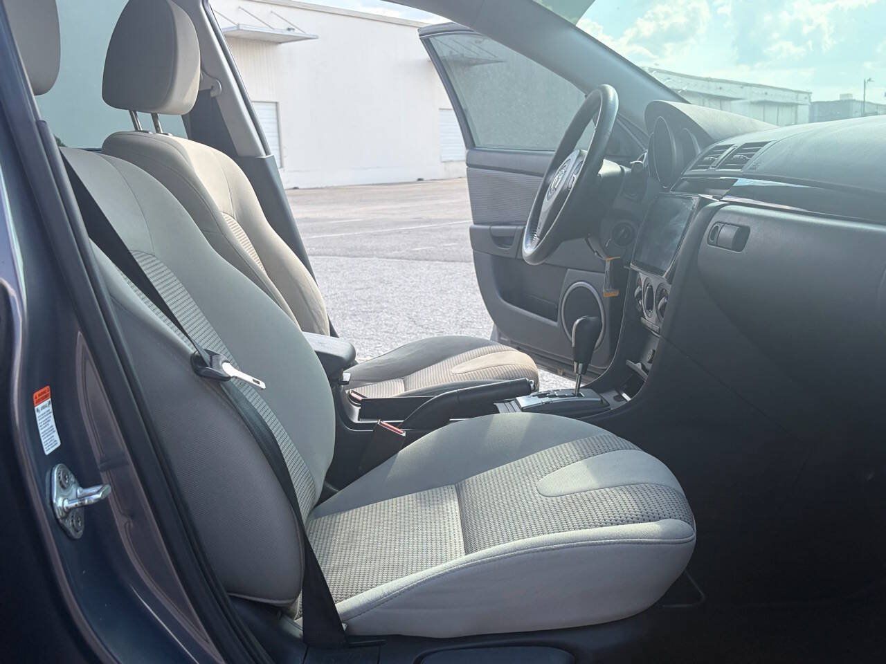 Used 2008 MAZDA MAZDA3 s Touring FWD image 18