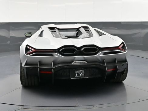 Used 2024 Lamborghini Revuelto AWD/4WD image 7