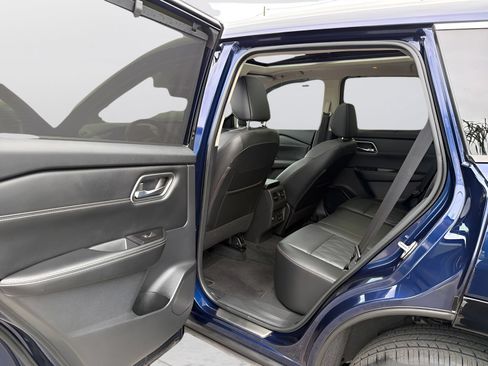 Used 2024 Nissan Rogue Platinum w/ Platinum Premium Package FWD image 20