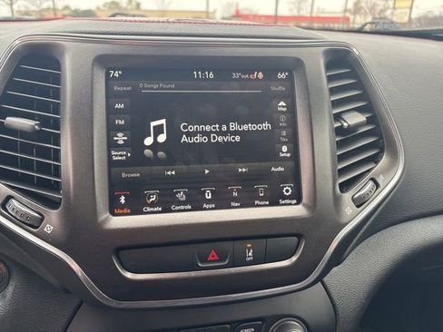 Used 2022 Jeep Cherokee Trailhawk w/ Sun, Sound & Nav Group image 55