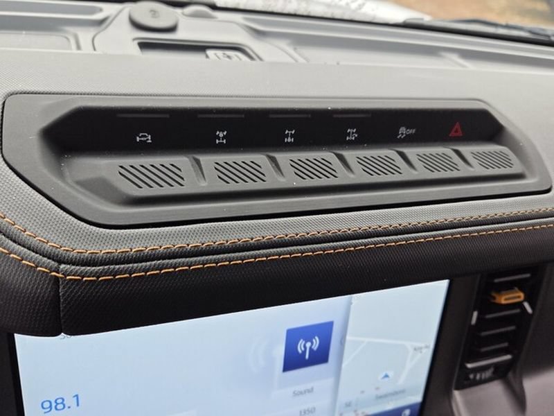 Used 2024 Ford Bronco Badlands AWD/4WD image 20