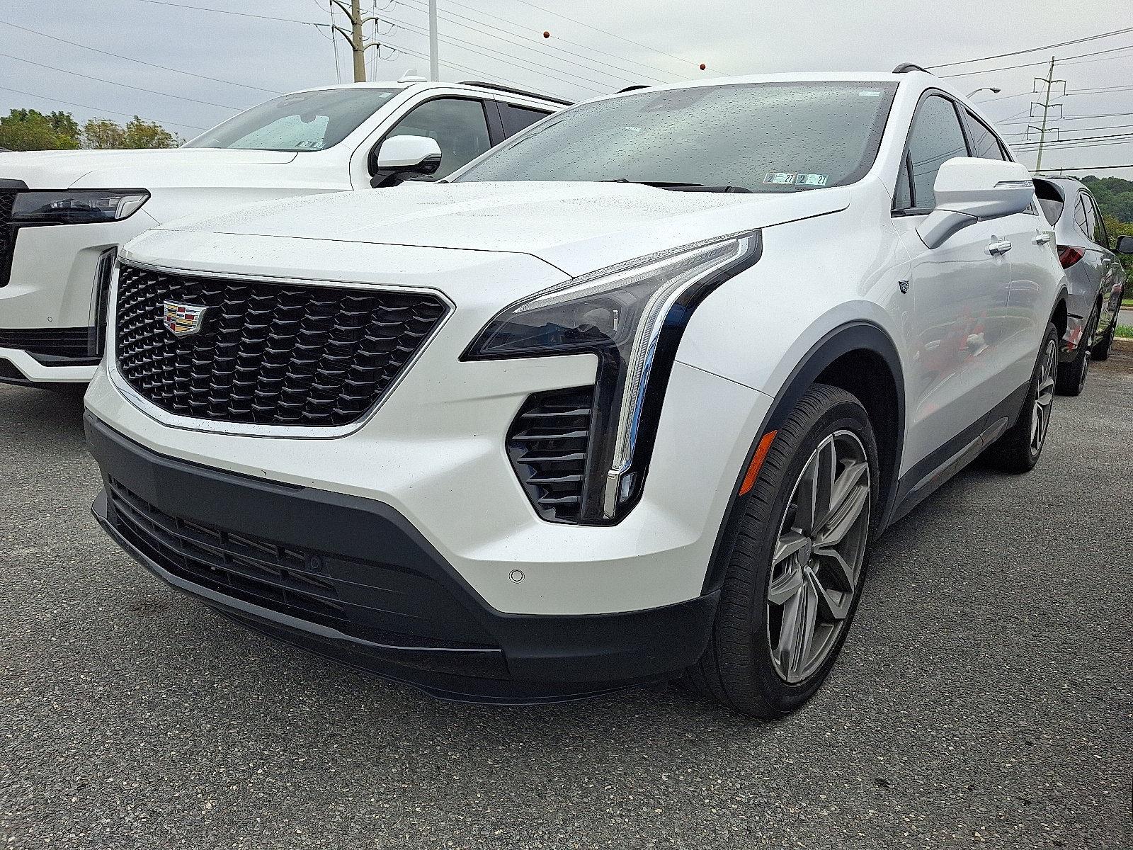 Certified 2023 Cadillac XT4 Sport AWD/4WD image 3