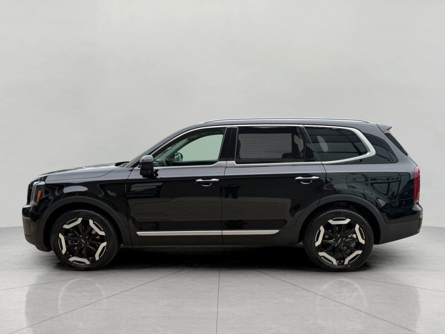 Used 2025 Kia Telluride S AWD/4WD image 8