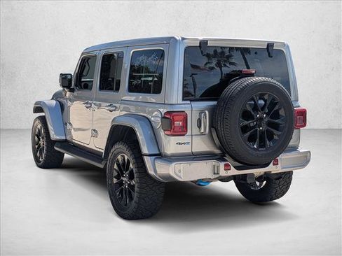 Used 2021 Jeep Wrangler Unlimited Sahara image 7