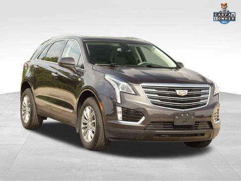 Used 2019 Cadillac XT5 Luxury FWD image 1