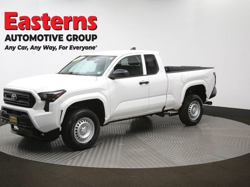 Used 2024 Toyota Tacoma SR image 56